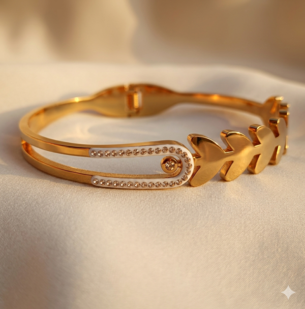 Leaf Design Bracelet Anti Tarnish Stainless Steel Bracelet